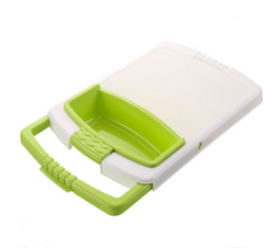 Plastic Cutting Board with Drainage Design for Kitchen